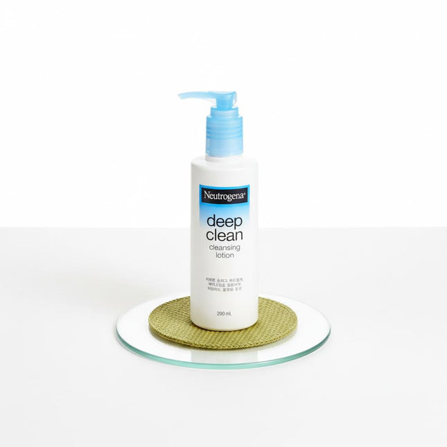 NEUTROGENA Neutrogena Deep Clean Cleansing Lotion Cleansing Milk 200ml
